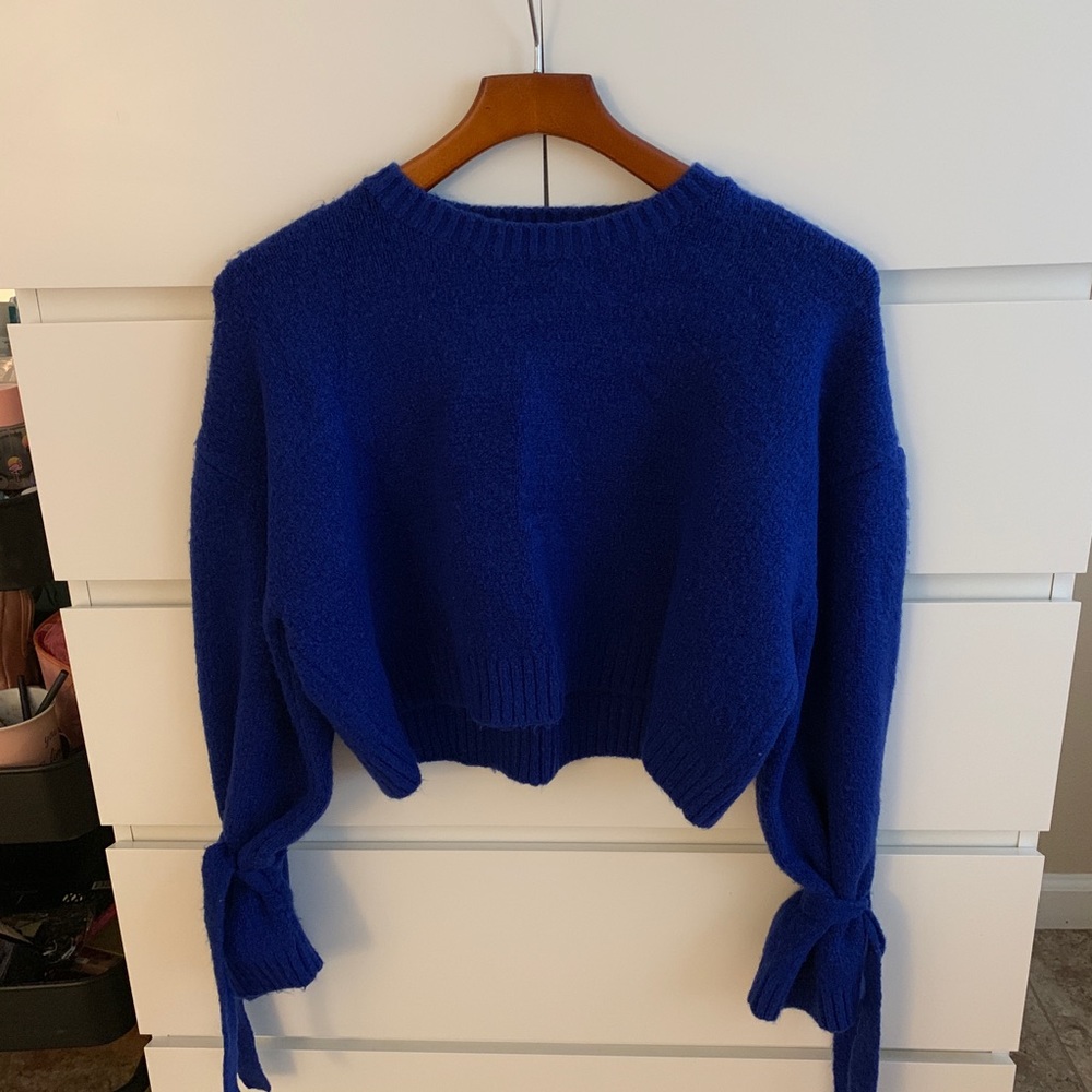 F21 Cropped royal blue Sweater